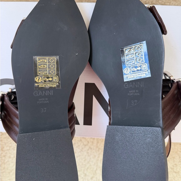 Ganni Black and Brown Slingback Heels - Picture 3 of 4